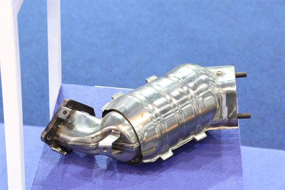 catalytic converter for a automobile